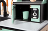 Cocina infantil industrial con isla